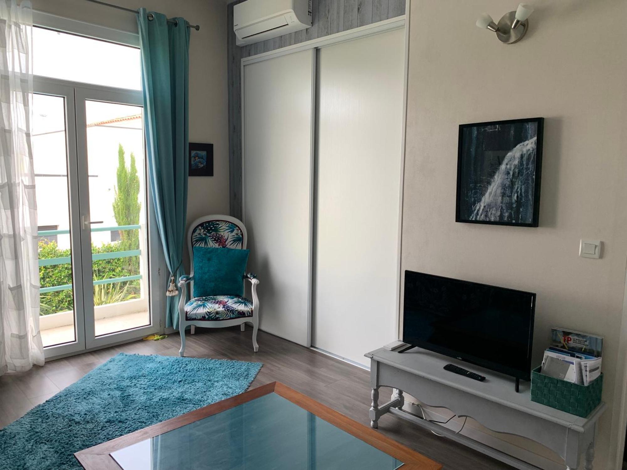 Dans Maison D'artiste Apartment *